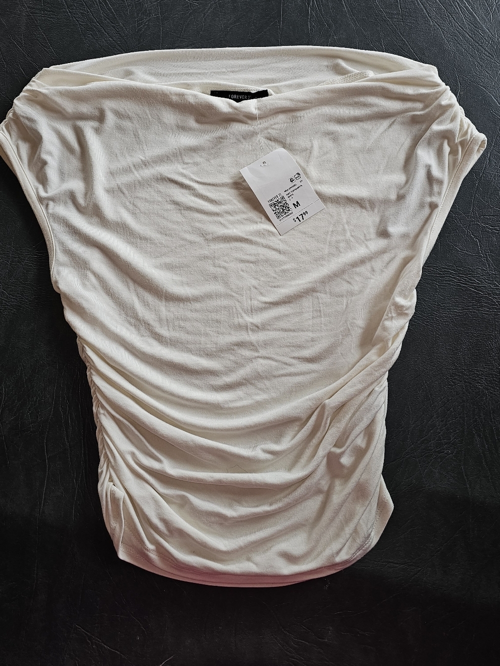 Forever 21 Ruched Short Sleeve Top Size M, White